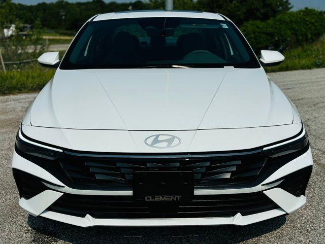 new 2024 Hyundai Elantra car, priced at $26,433