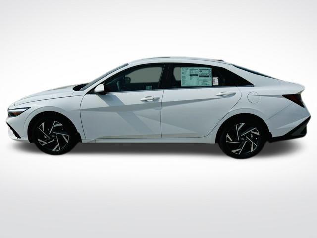 new 2024 Hyundai Elantra car, priced at $26,433