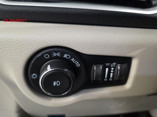 used 2023 Chrysler Pacifica car, priced at $21,900