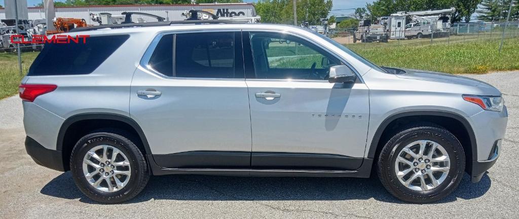 used 2021 Chevrolet Traverse car, priced at $21,900