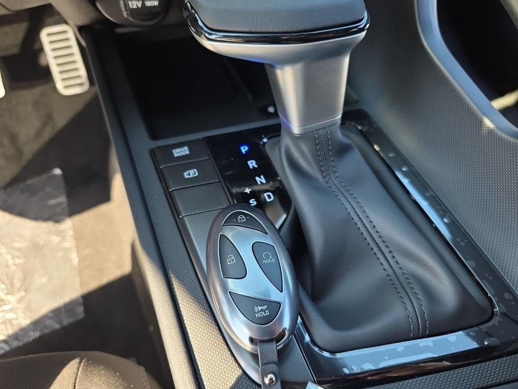 new 2025 Hyundai Elantra car, priced at $21,369