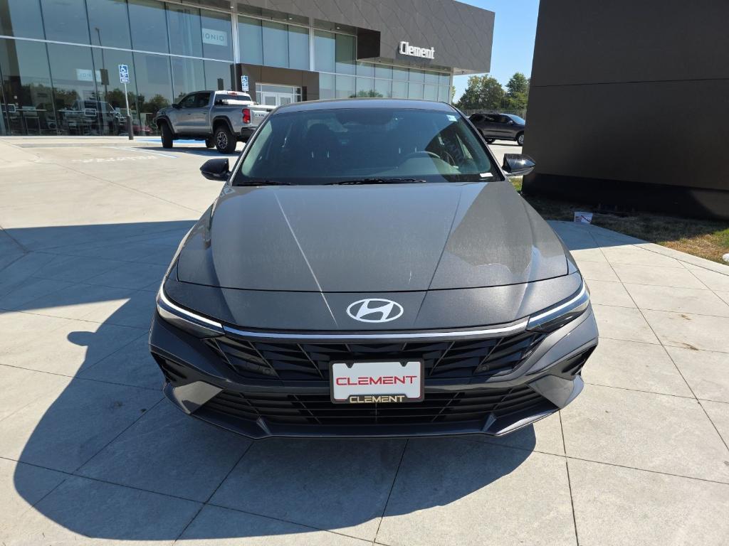 new 2025 Hyundai Elantra car, priced at $21,369