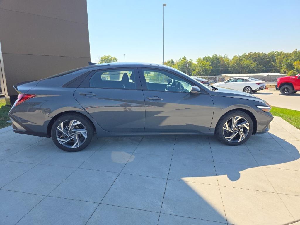 new 2025 Hyundai Elantra car, priced at $21,369