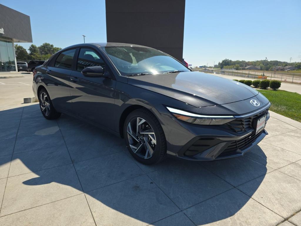 new 2025 Hyundai Elantra car, priced at $21,369