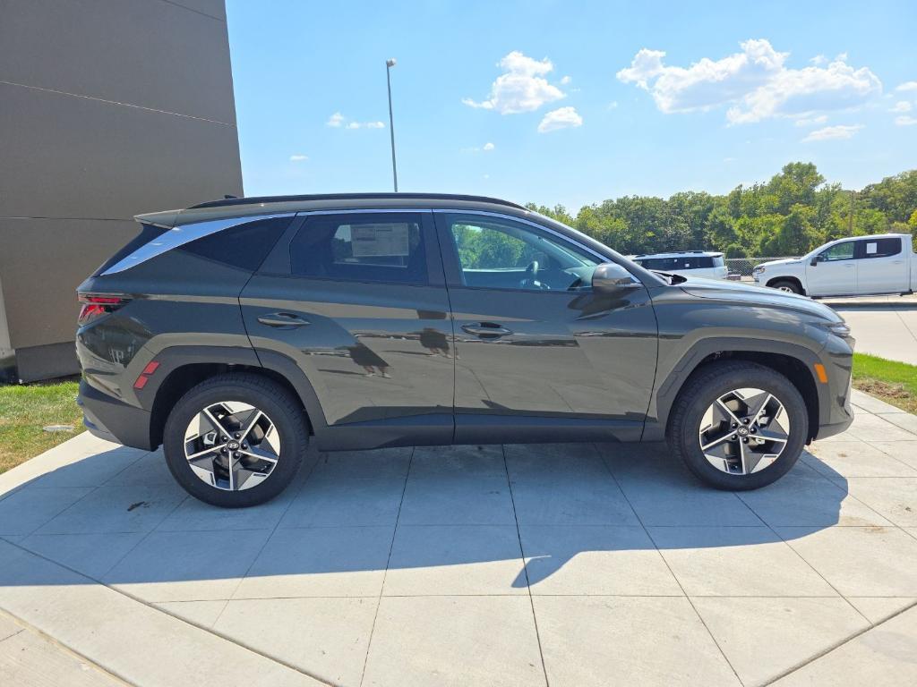 new 2026 Hyundai Tucson car, priced at $33,029