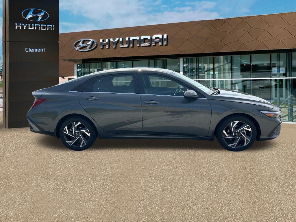 new 2024 Hyundai Elantra car, priced at $25,405