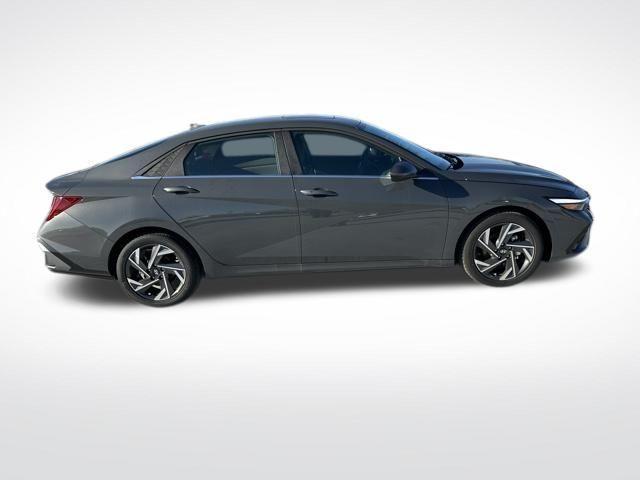 new 2025 Hyundai Elantra car, priced at $26,695