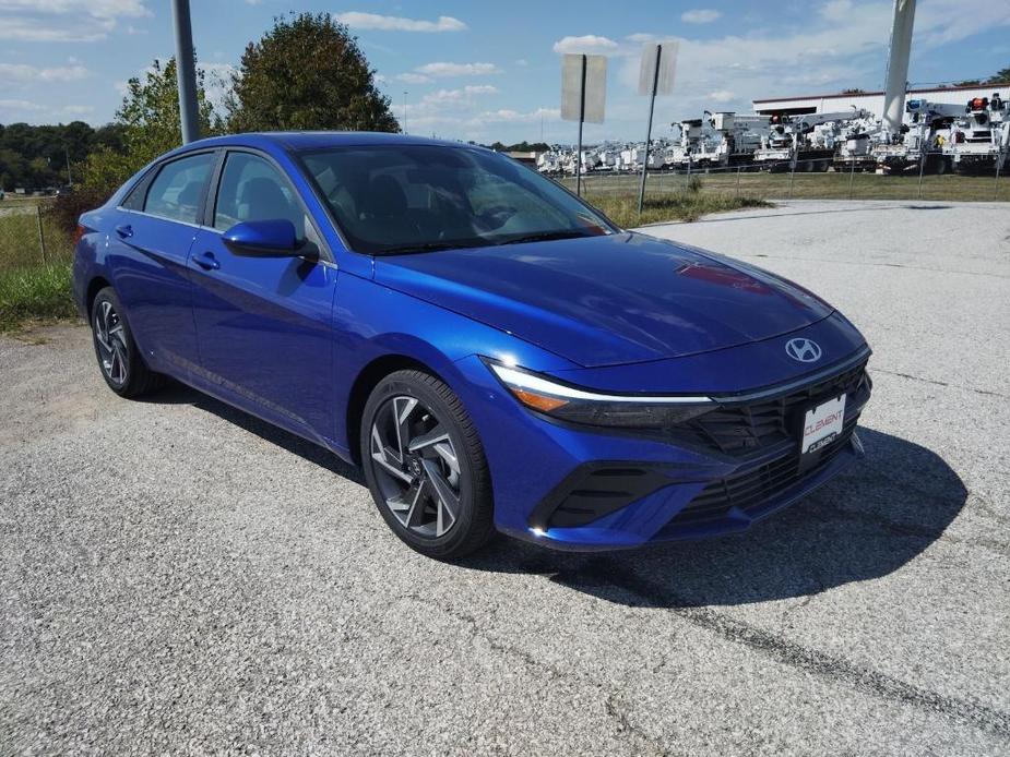 new 2024 Hyundai Elantra car, priced at $25,973