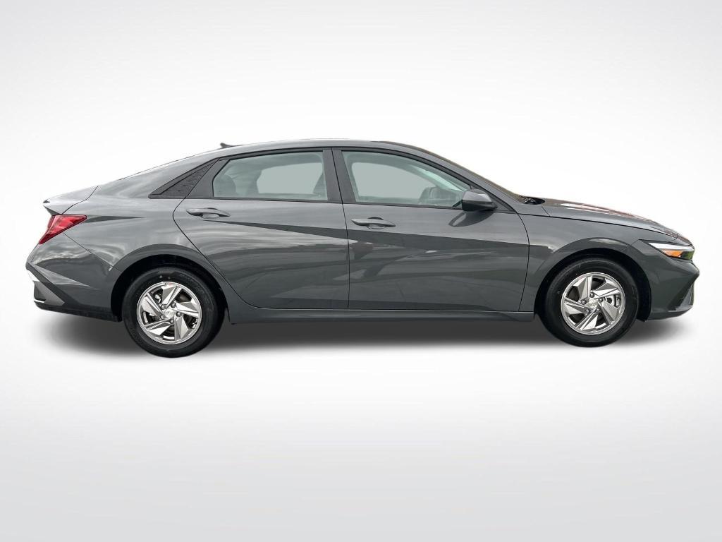 new 2025 Hyundai Elantra car, priced at $23,329