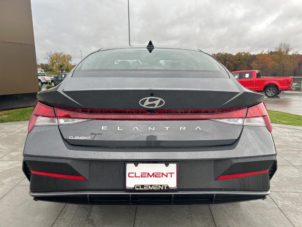 new 2025 Hyundai Elantra car, priced at $22,329