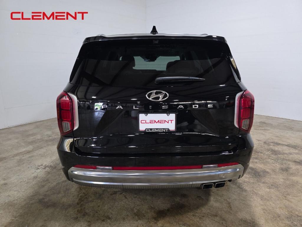 used 2023 Hyundai Palisade car, priced at $36,200