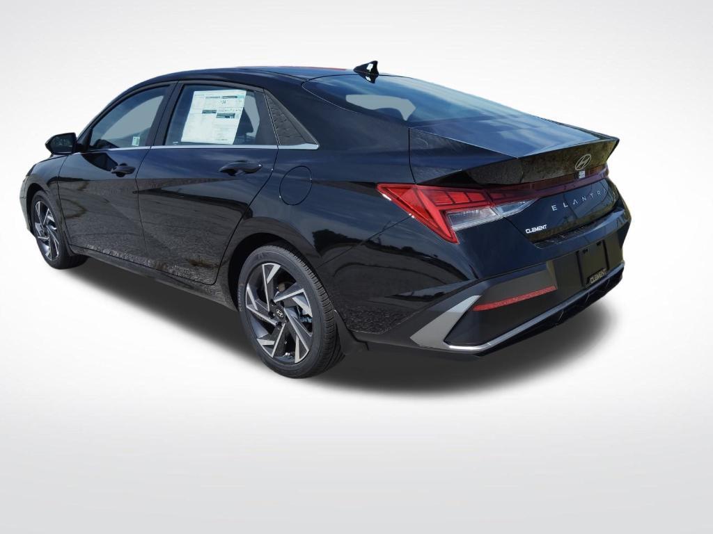 new 2024 Hyundai Elantra car, priced at $25,945