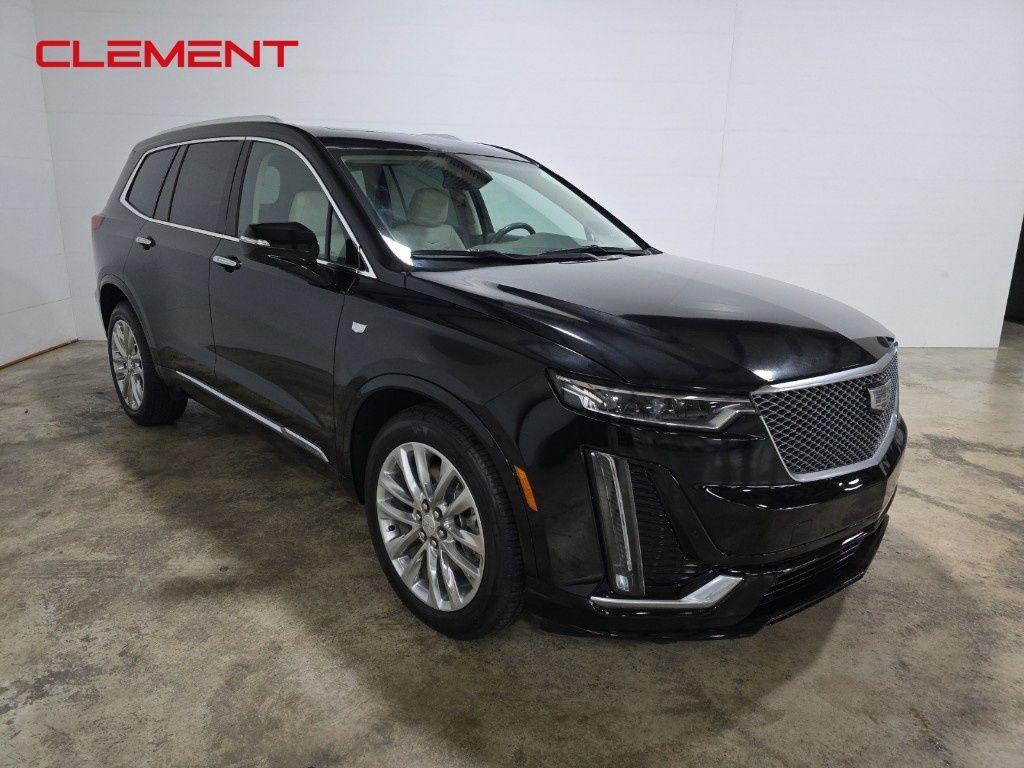 used 2022 Cadillac XT6 car, priced at $36,700