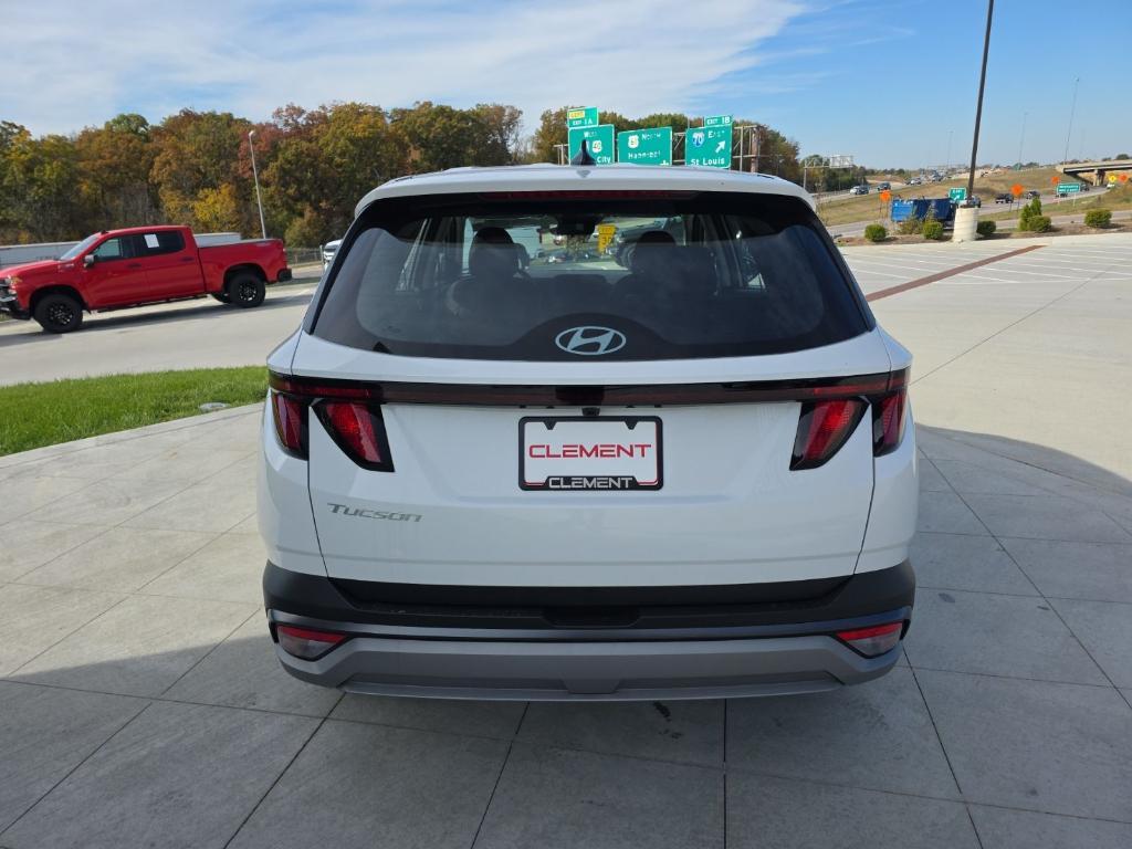 new 2026 Hyundai Tucson car, priced at $28,861