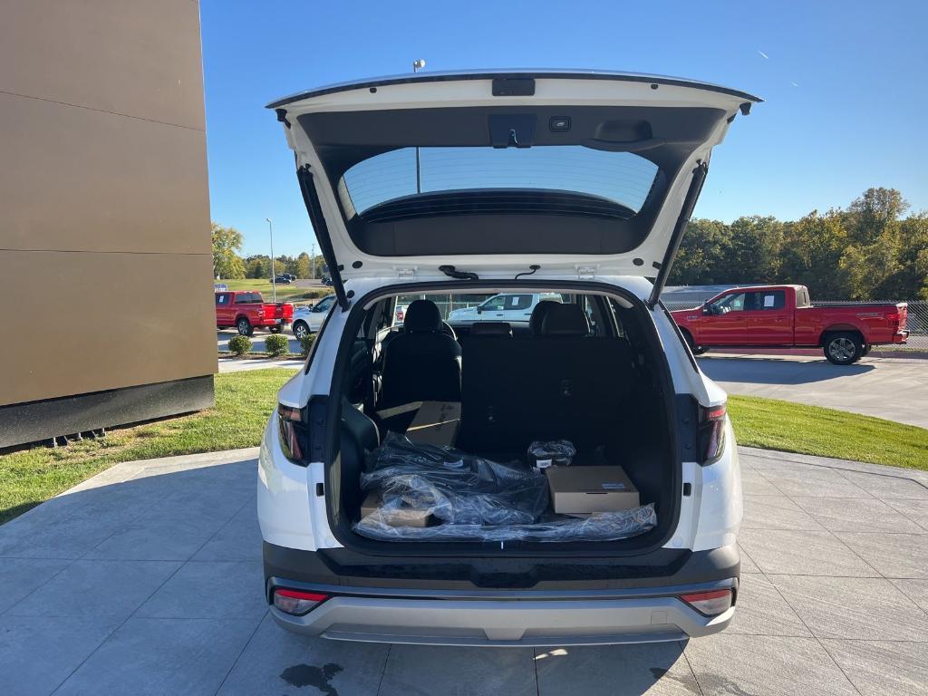 new 2025 Hyundai Tucson car, priced at $34,498