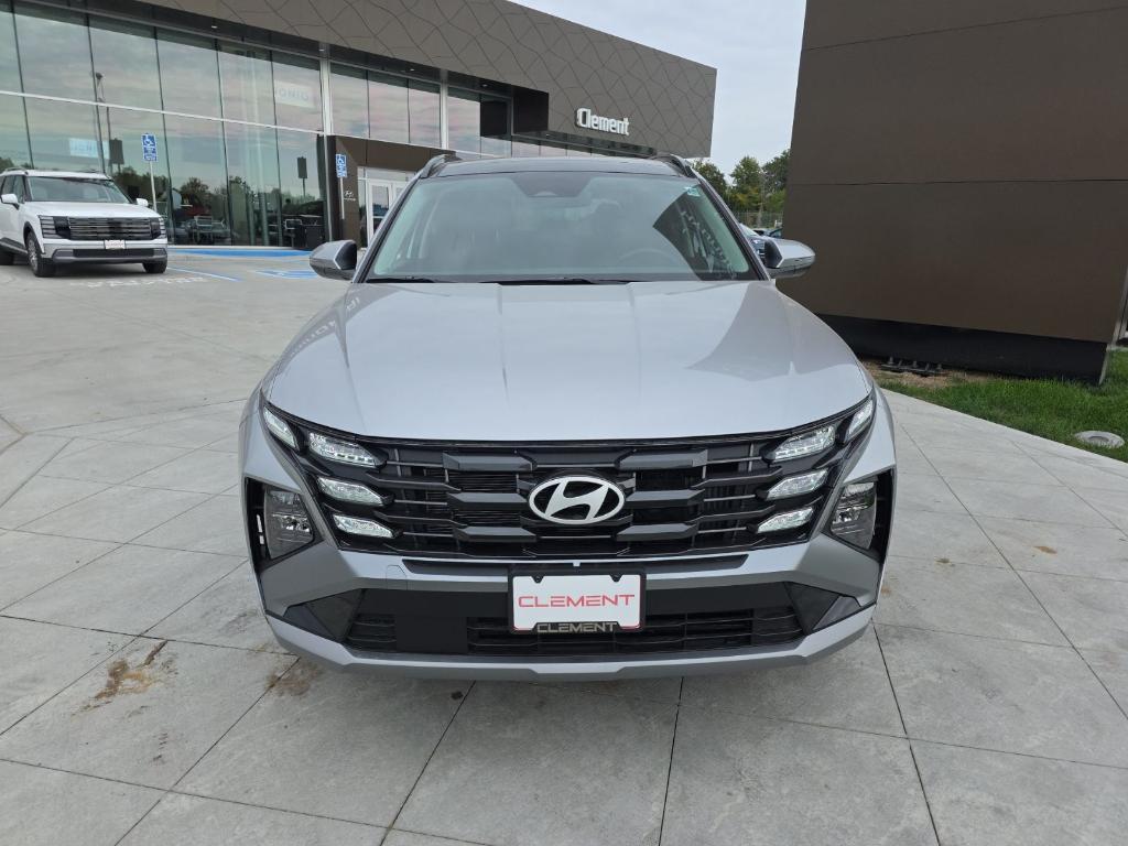 new 2025 Hyundai TUCSON Hybrid car, priced at $31,390