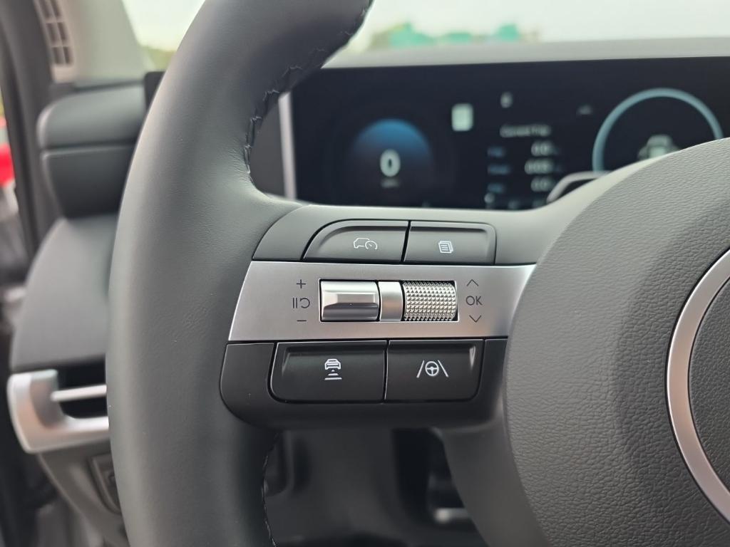 new 2025 Hyundai TUCSON Hybrid car, priced at $31,390