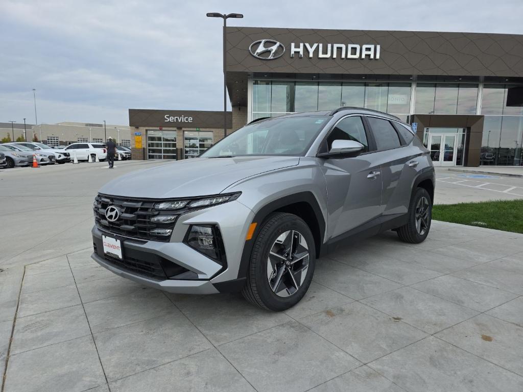new 2025 Hyundai TUCSON Hybrid car, priced at $31,390