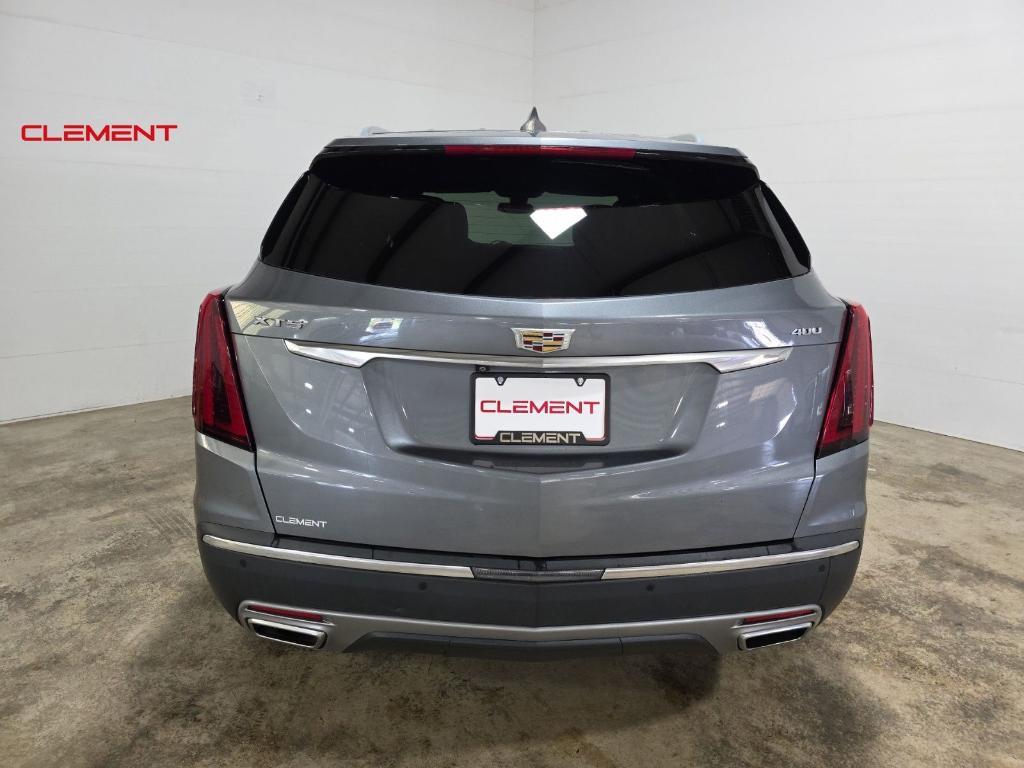 used 2021 Cadillac XT5 car, priced at $26,000
