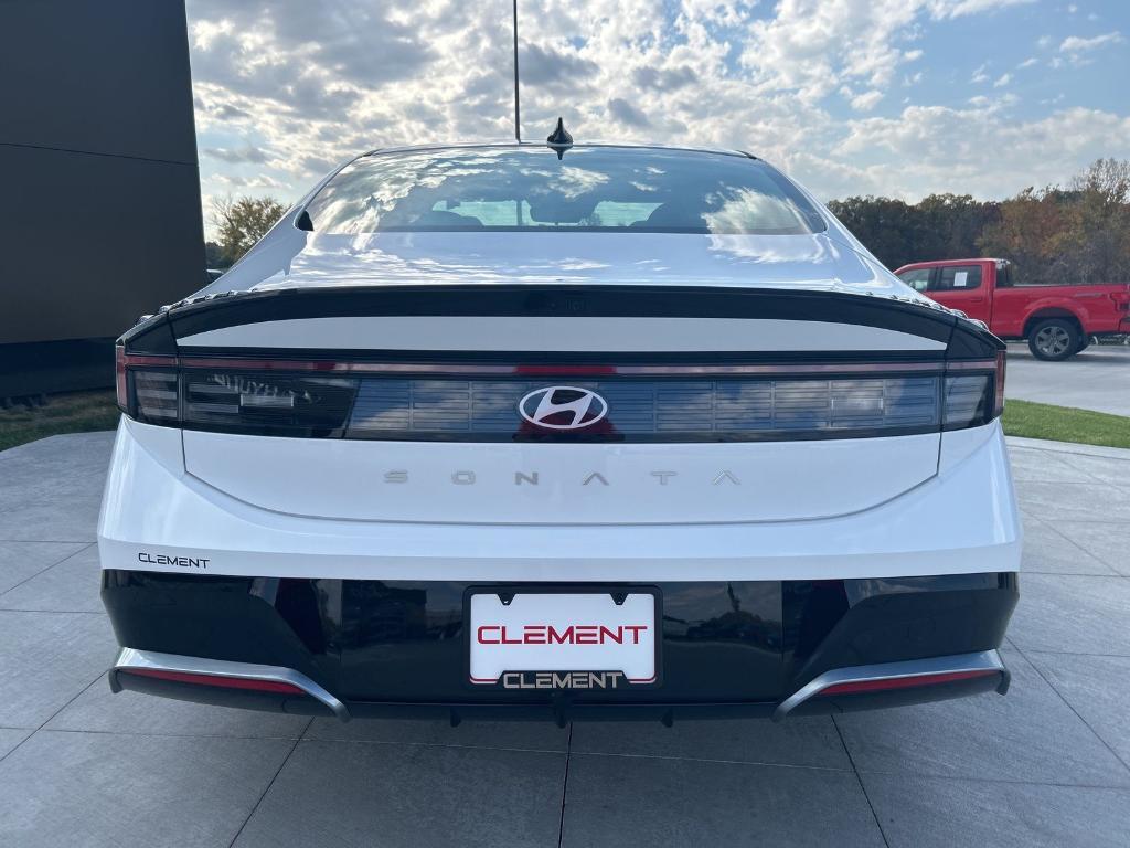 new 2024 Hyundai Sonata car, priced at $27,234