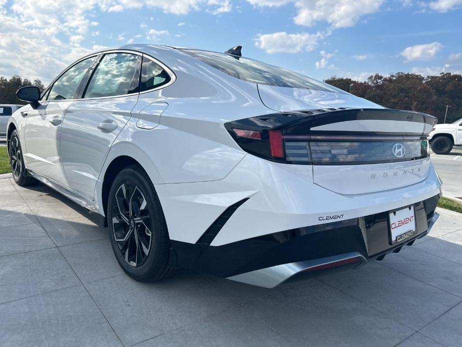 new 2024 Hyundai Sonata car, priced at $27,234