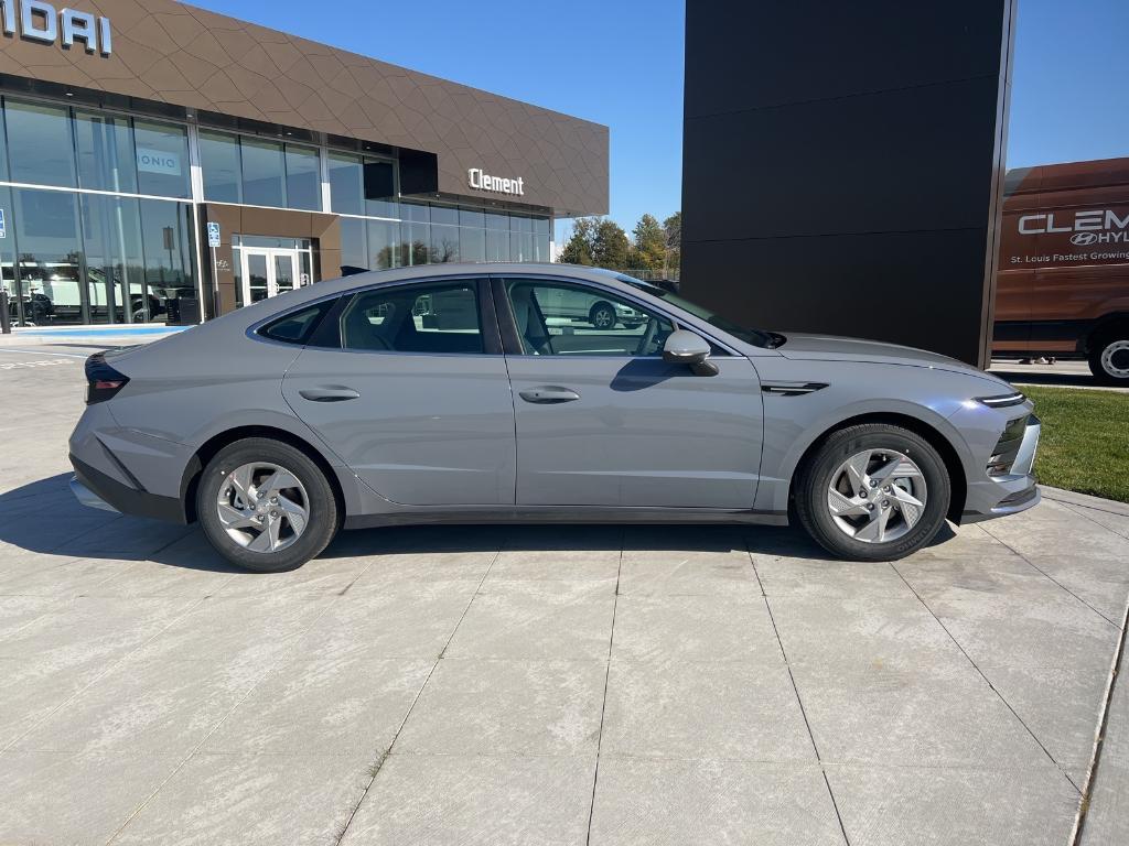 new 2025 Hyundai Sonata car, priced at $27,390