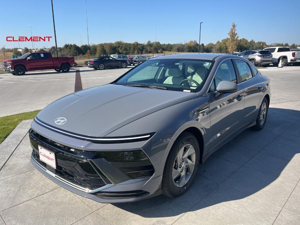 new 2025 Hyundai Sonata car, priced at $26,537