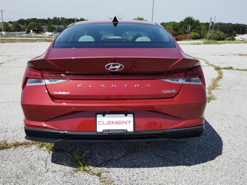 new 2023 Hyundai Elantra HEV car, priced at $28,115