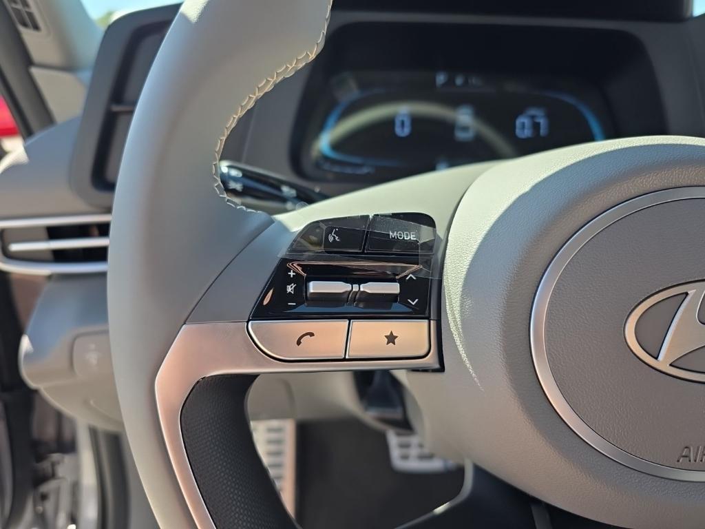 new 2025 Hyundai Elantra car, priced at $21,329