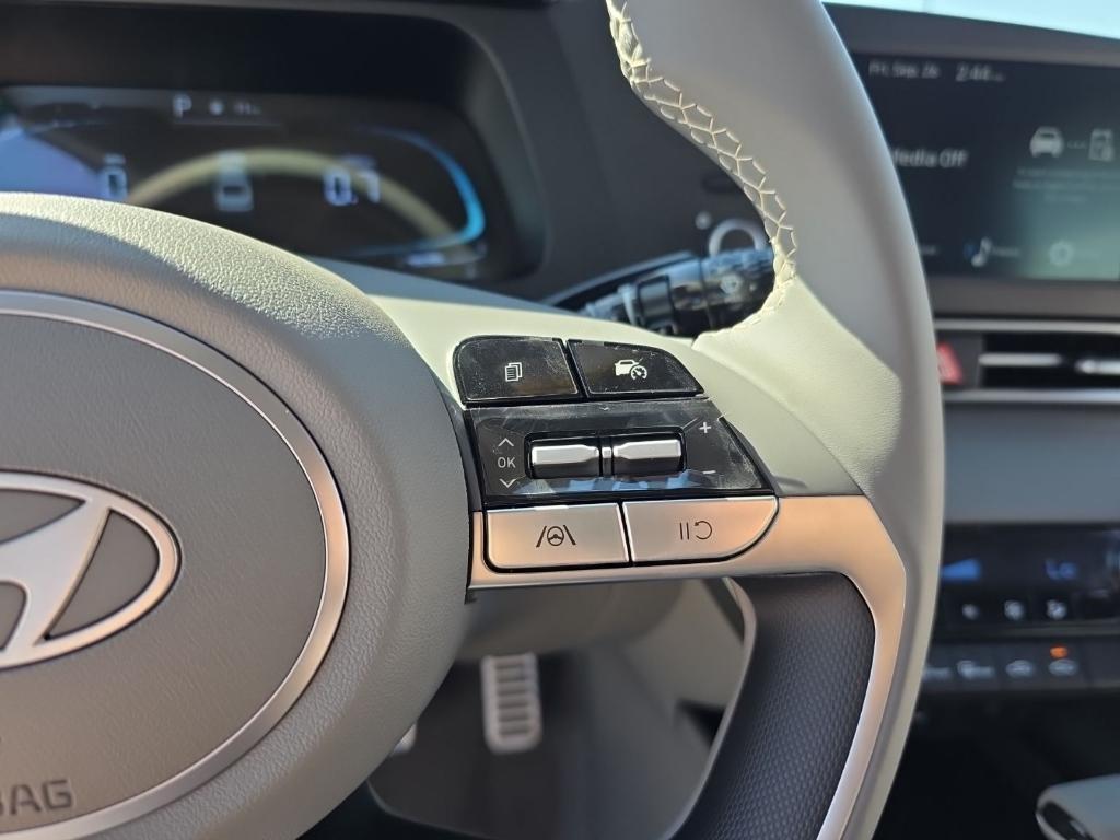 new 2025 Hyundai Elantra car, priced at $21,329