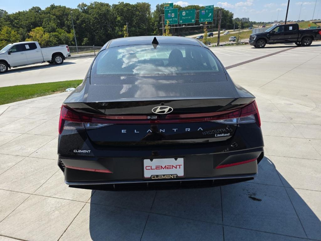 new 2025 Hyundai Elantra car, priced at $27,293