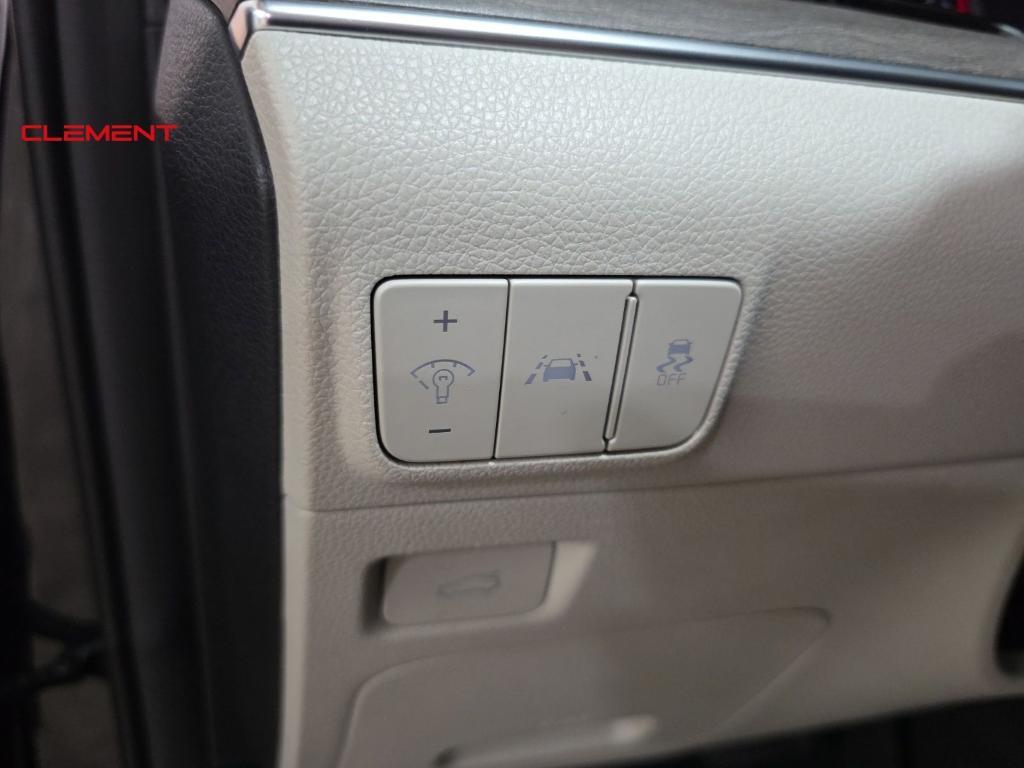 used 2022 Kia K5 car, priced at $27,500