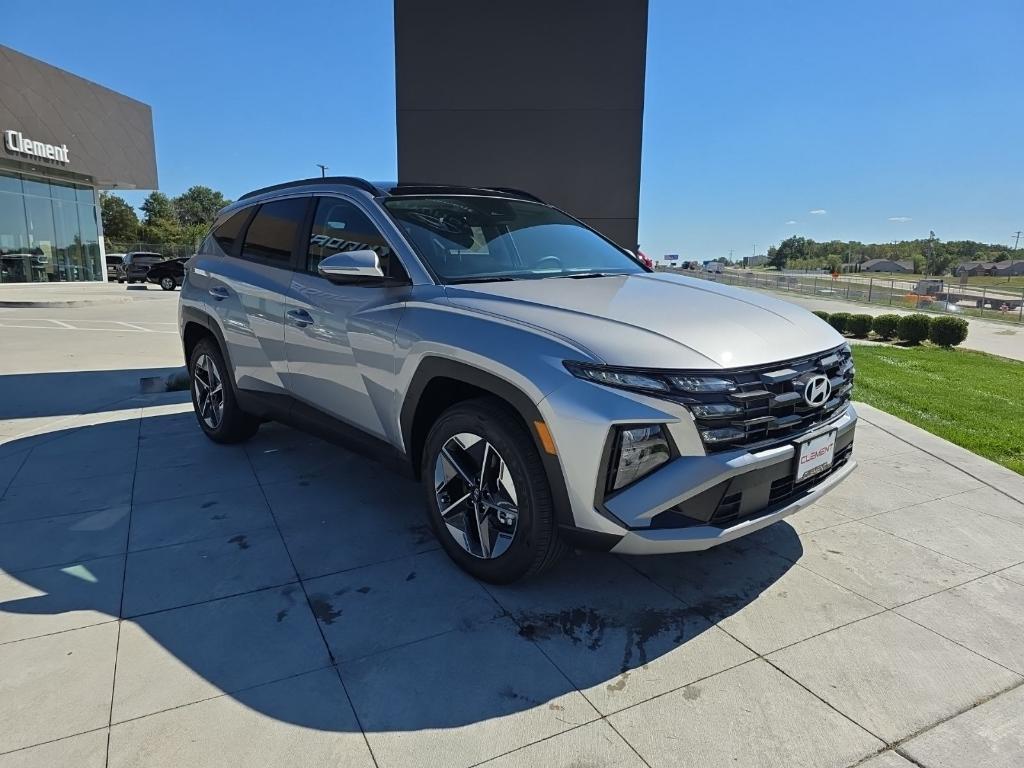new 2025 Hyundai TUCSON Hybrid car, priced at $31,408