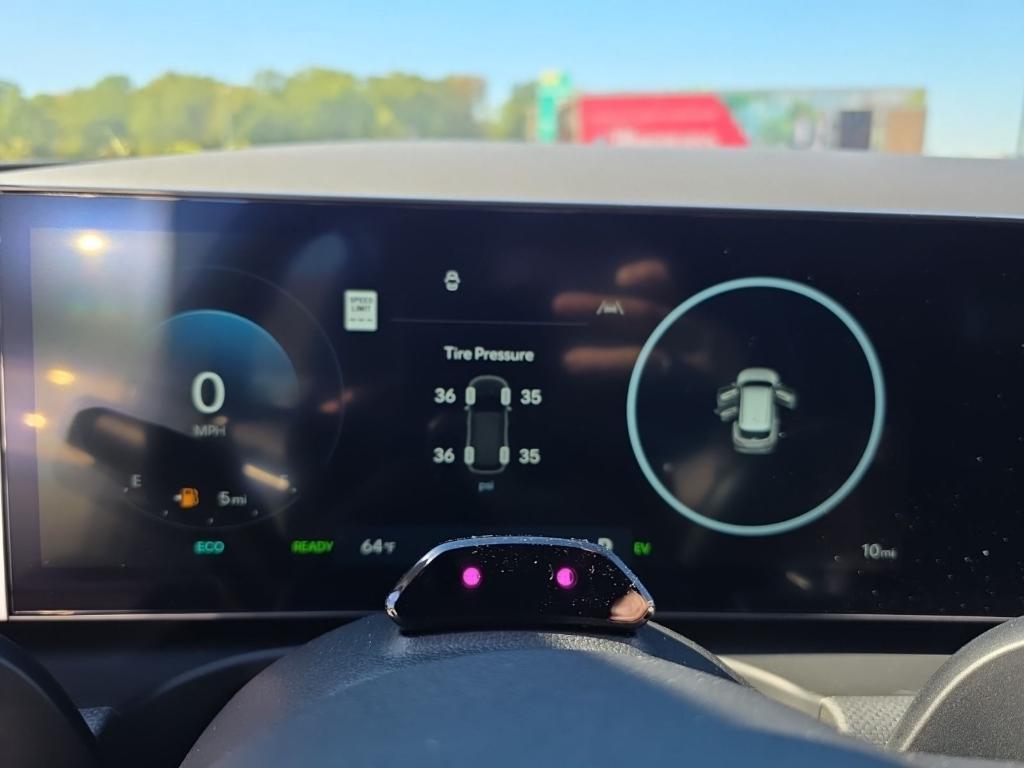 new 2025 Hyundai TUCSON Hybrid car, priced at $31,408