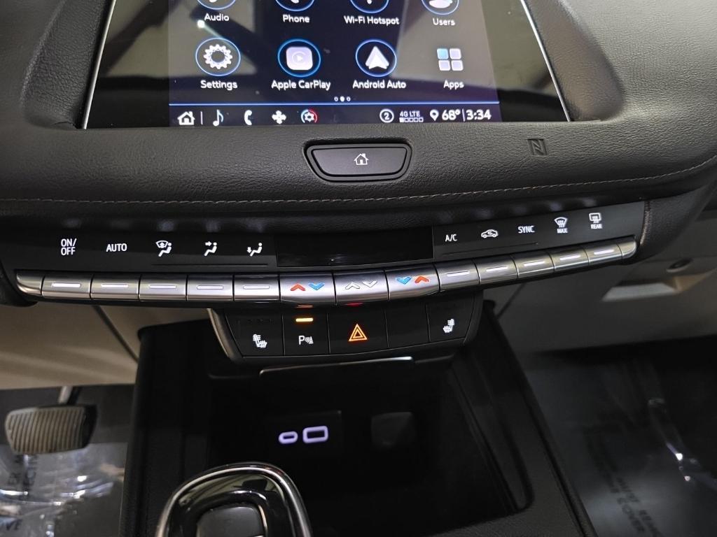 used 2020 Cadillac XT4 car, priced at $21,000