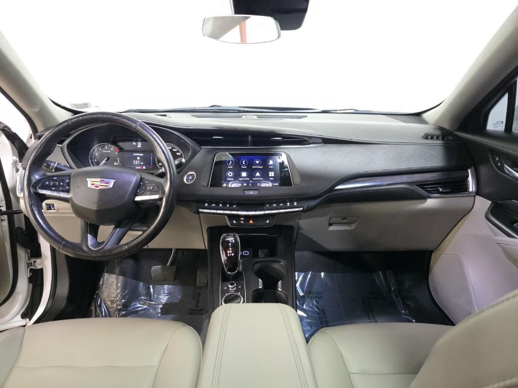 used 2020 Cadillac XT4 car, priced at $21,000