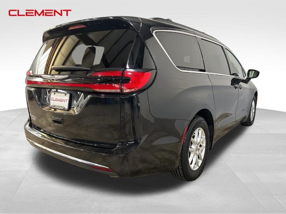 used 2022 Chrysler Pacifica car, priced at $23,600