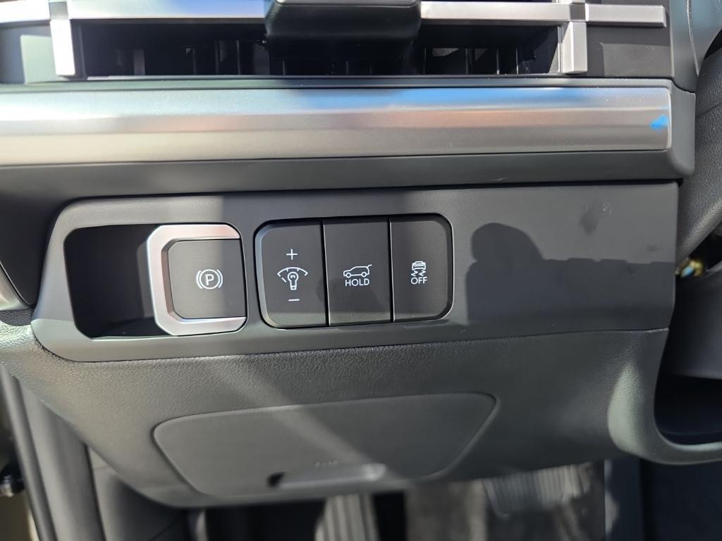 new 2026 Hyundai SANTA FE HEV car, priced at $37,895