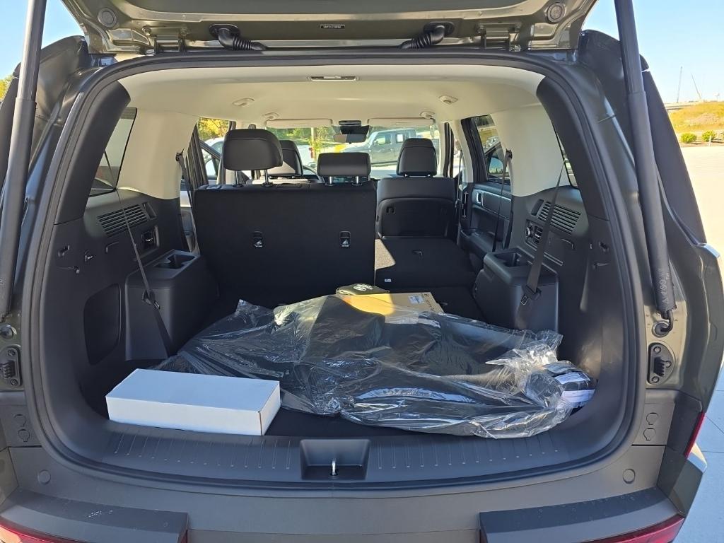 new 2026 Hyundai SANTA FE HEV car, priced at $37,895