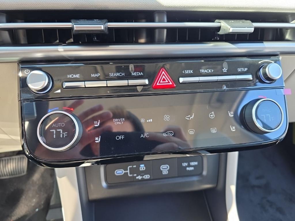 new 2025 Hyundai TUCSON Hybrid car, priced at $37,935