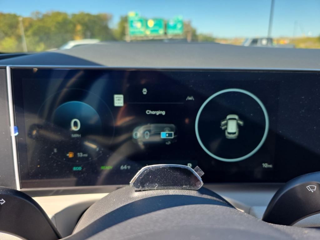 new 2025 Hyundai TUCSON Hybrid car, priced at $37,935