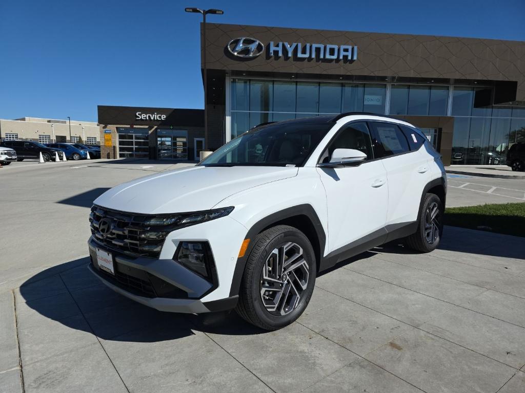 new 2025 Hyundai TUCSON Hybrid car, priced at $37,935