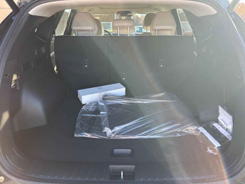 new 2024 Hyundai TUCSON Hybrid car, priced at $41,279