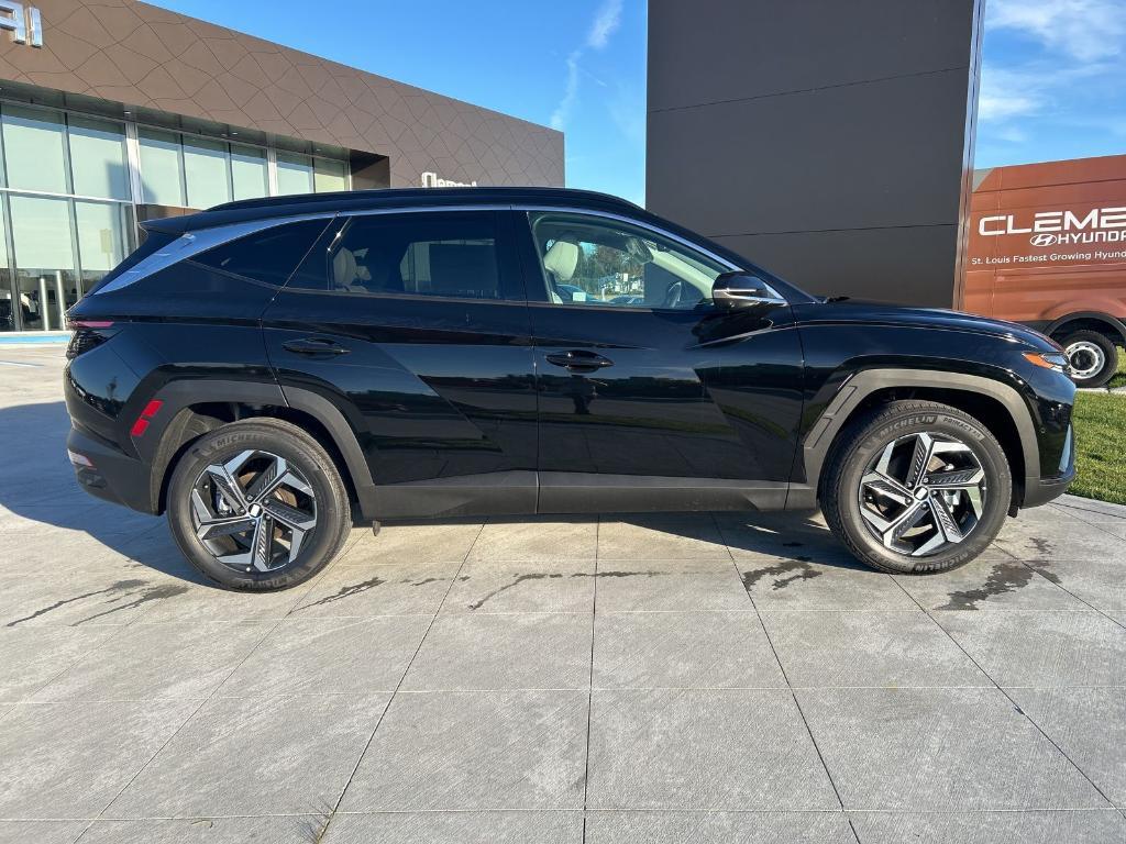 new 2024 Hyundai TUCSON Hybrid car, priced at $41,279