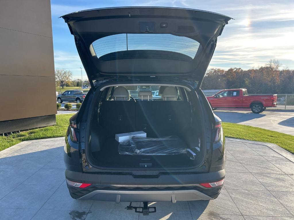 new 2024 Hyundai TUCSON Hybrid car, priced at $41,279
