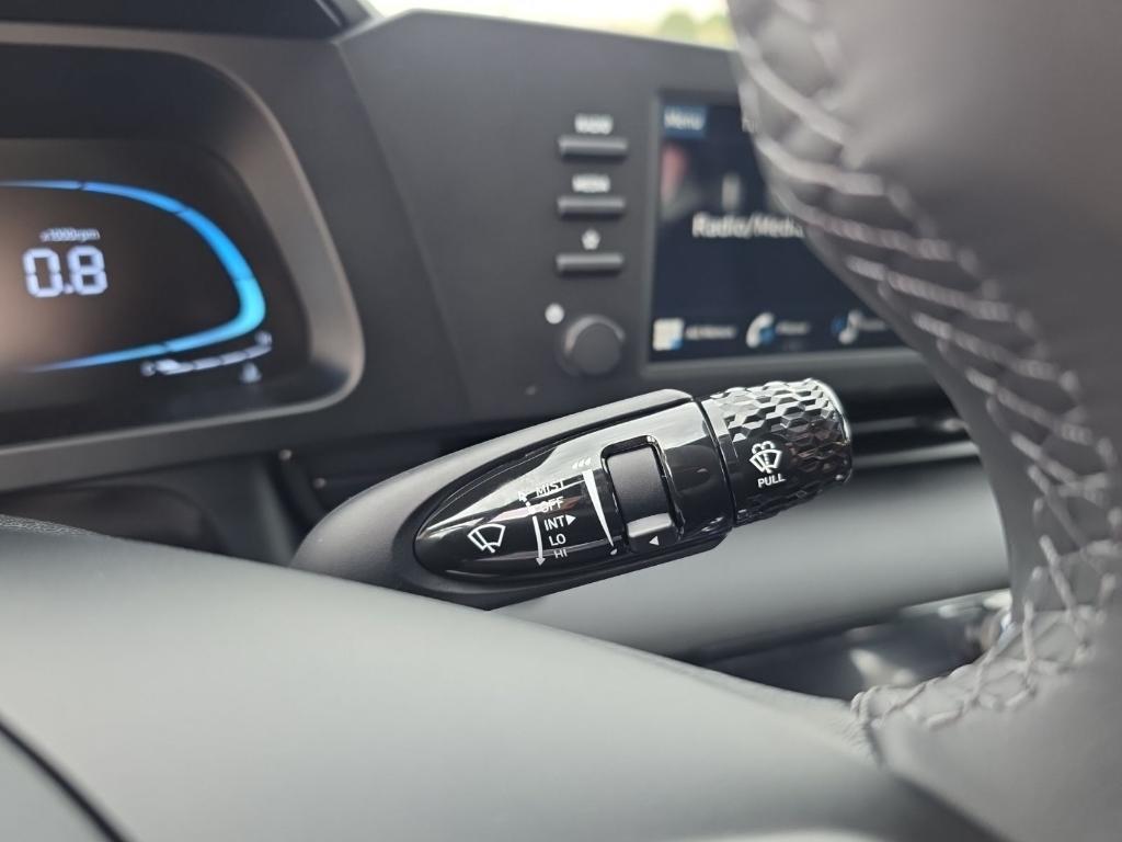 new 2025 Hyundai Elantra car, priced at $21,738