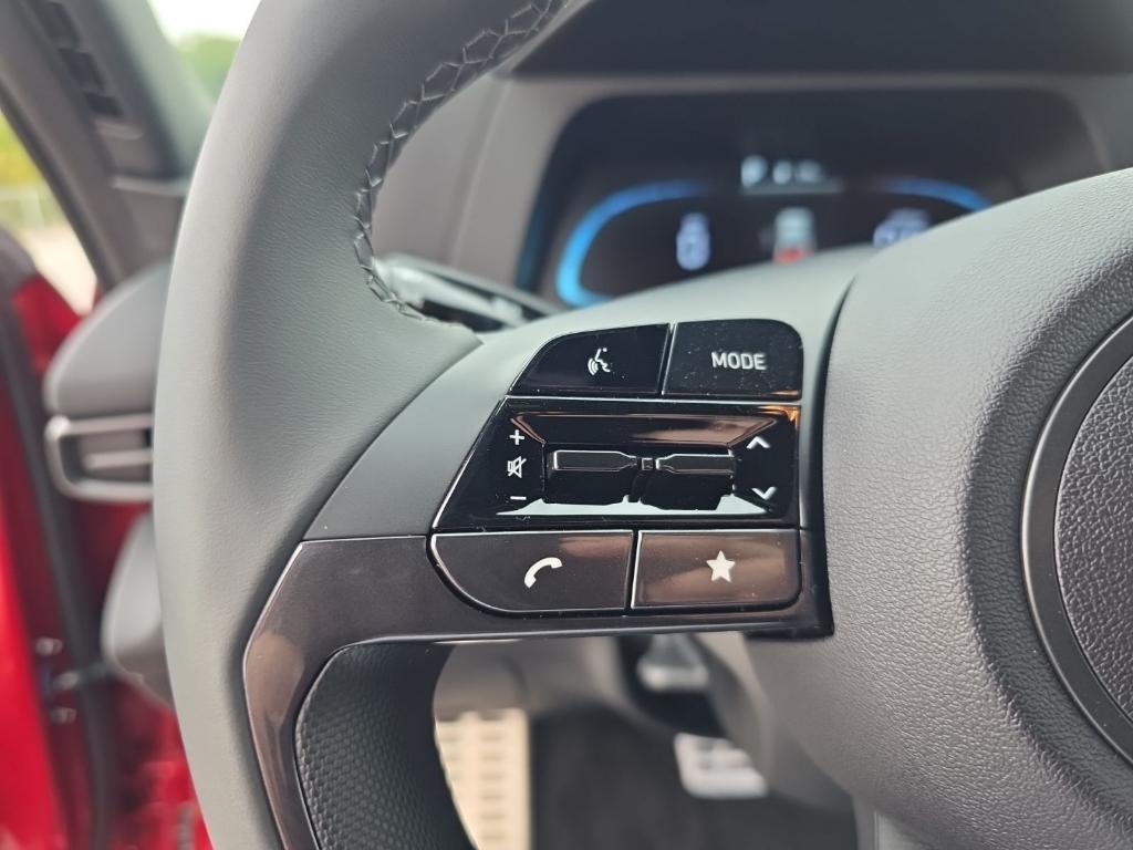 new 2025 Hyundai Elantra car, priced at $21,738