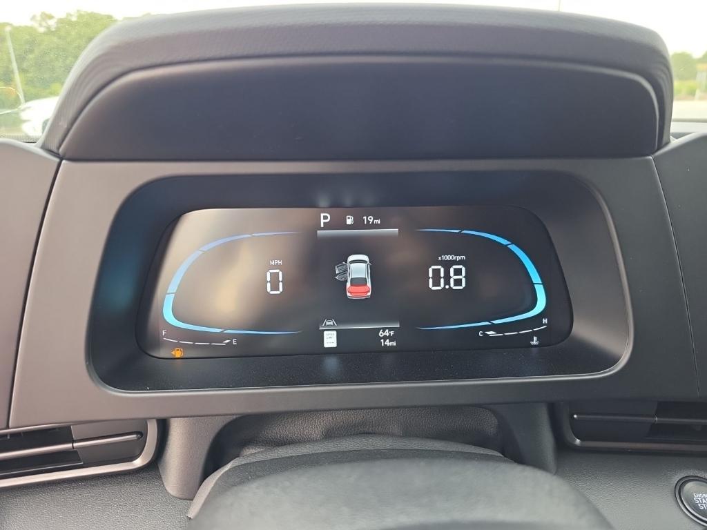 new 2025 Hyundai Elantra car, priced at $21,738