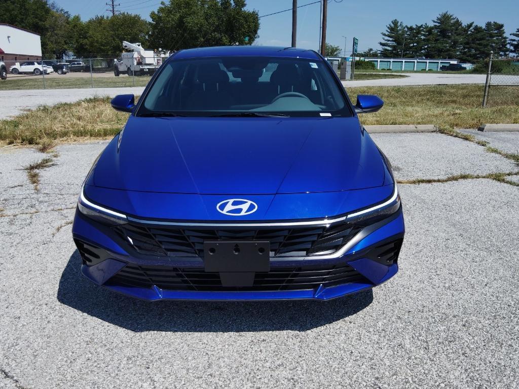 new 2024 Hyundai Elantra car, priced at $25,962