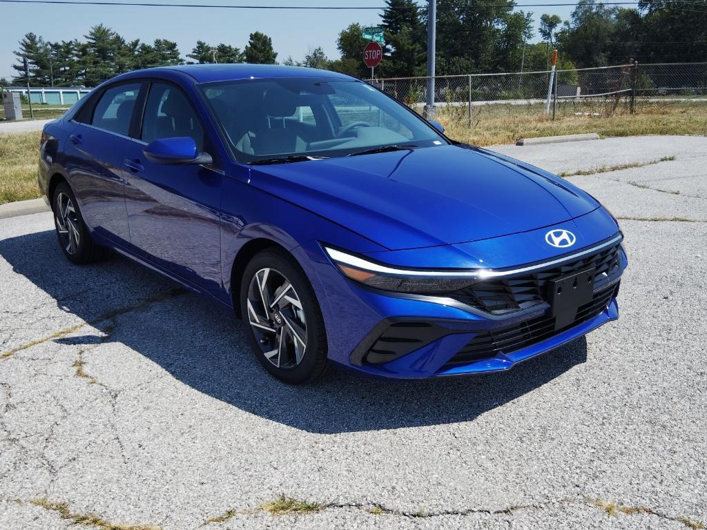 new 2024 Hyundai Elantra car, priced at $25,962